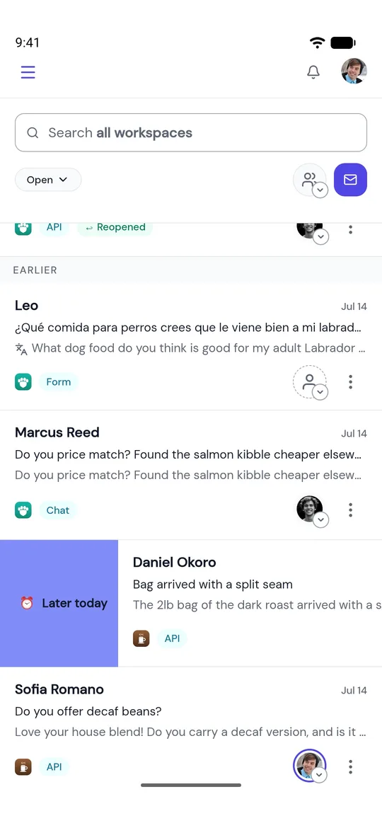 Swiping a conversation to snooze it in the AcornReply Android app